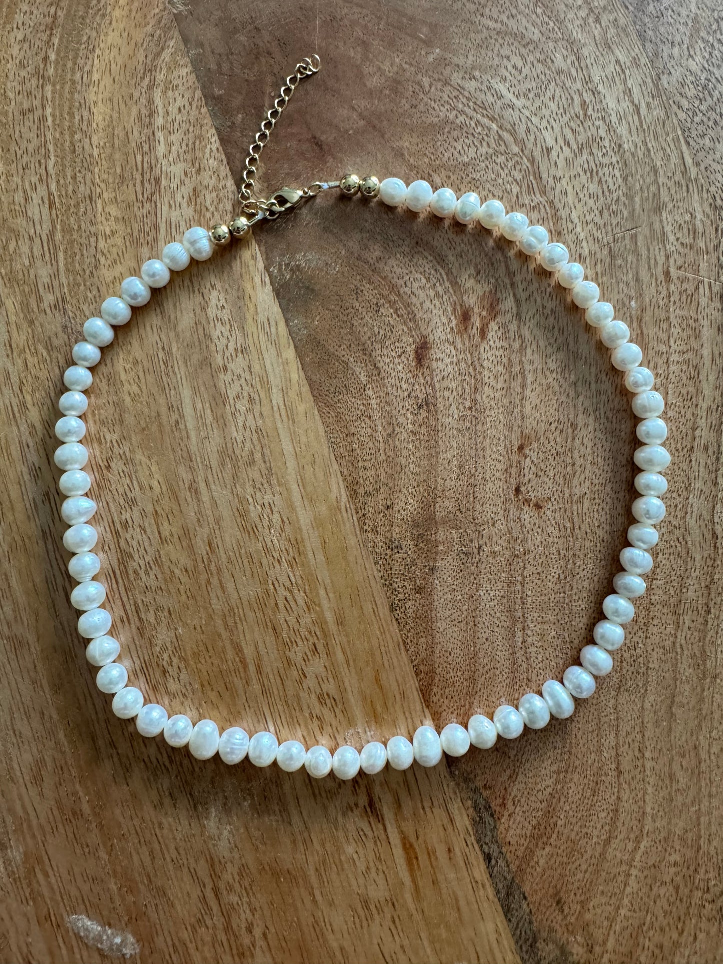 1 Freshwater Pearl Necklace