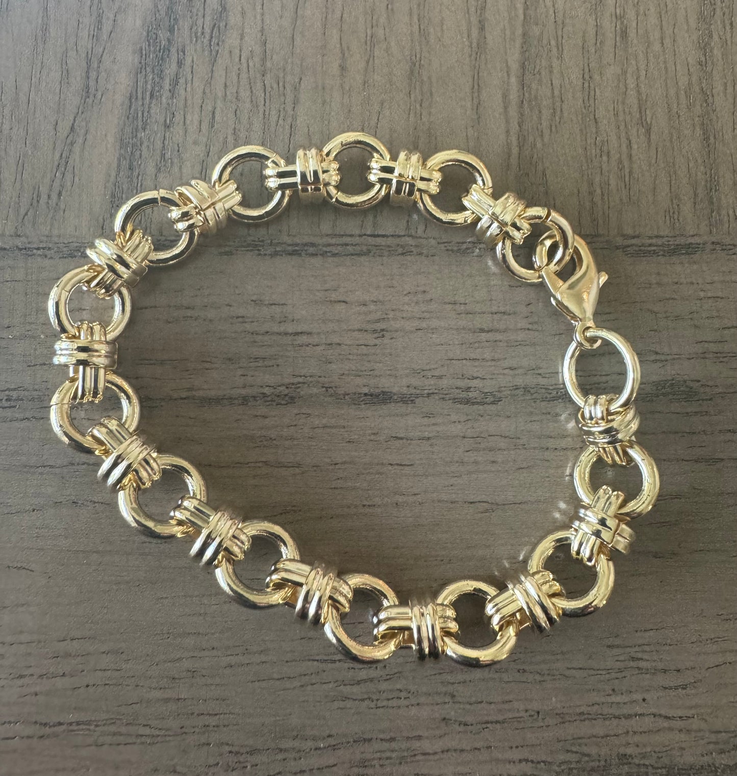 Double Knot Link